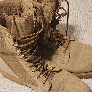 Men's Tan Tactical Boots